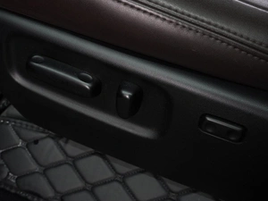 Внедорожник Toyota Land Cruiser 2009 года, 3194000 рублей, Воронеж