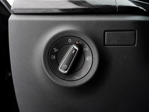 Лифтбек Volkswagen Polo 2020 года, 1715555 рублей, Тверь