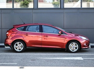 Хетчбэк Ford Focus 2013 года, 834000 рублей, Кирилловка