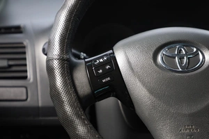 Хетчбэк Toyota Auris 2008 года, 769000 рублей, Новосибирск