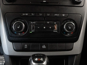 Внедорожник Skoda Yeti 2013 года, 779000 рублей, Тюмень