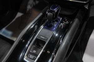 Внедорожник Honda Vezel 2014 года, 1499000 рублей, Новокузнецк