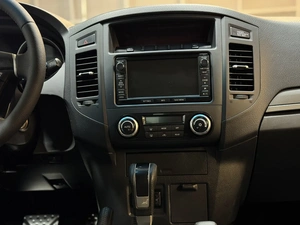 Внедорожник Mitsubishi Pajero 2013 года, 2147000 рублей, Красноярск