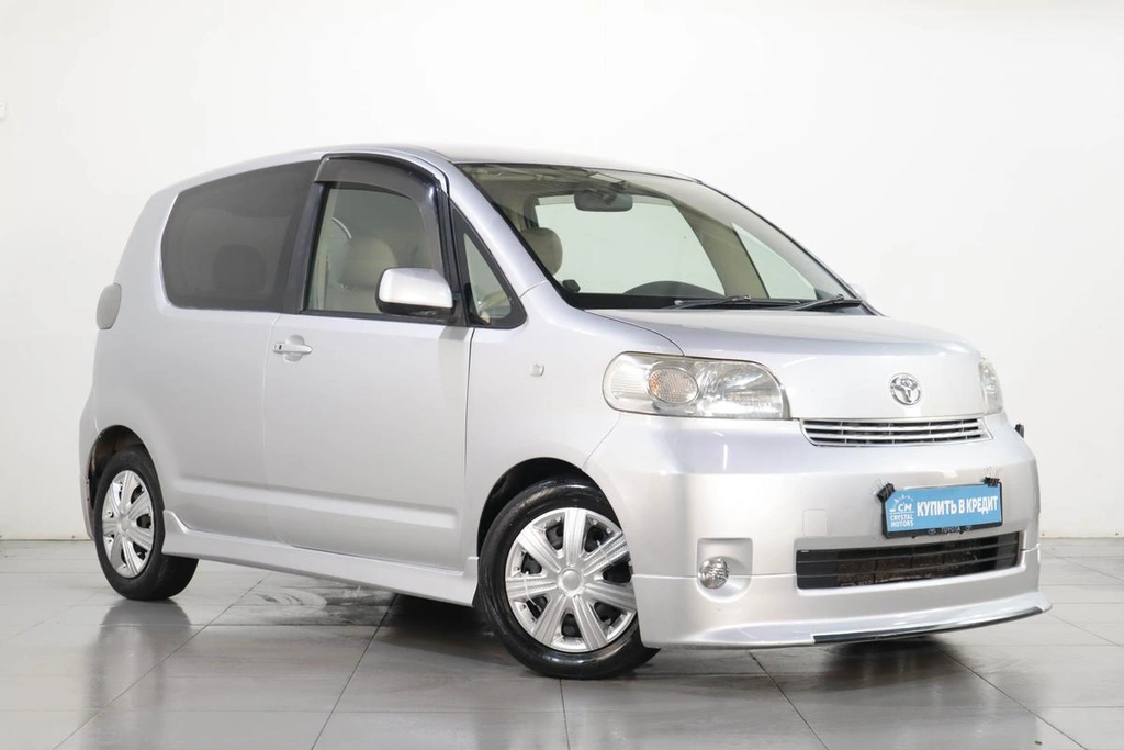 Минивэн Toyota Porte 2007 года, 549000 рублей, Челябинск
