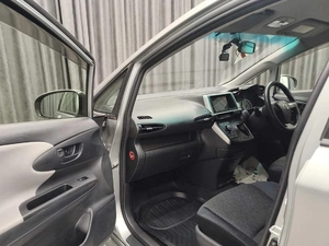 Минивэн Toyota Wish 2009 года, 1199000 рублей, Красноярск
