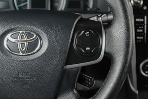 Седан Toyota Camry 2013 года, 1649000 рублей, Тюмень