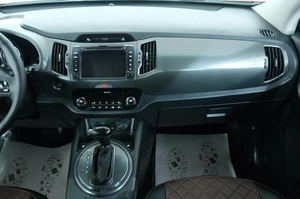 Внедорожник Kia Sportage 2013 года, 1299000 рублей, Омск