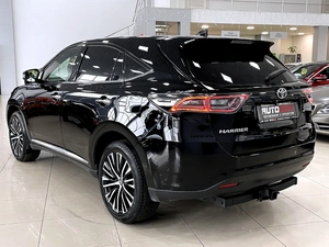 Внедорожник Toyota Harrier 2017 года, 2687000 рублей, Солонцы