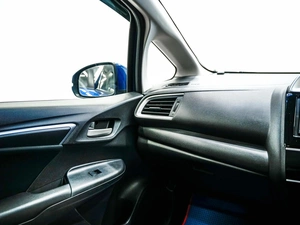 Хетчбэк Honda Fit 2017 года, 1050000 рублей, Красноярск