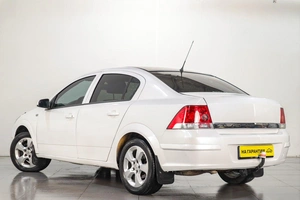 Седан Opel Astra 2012 года, 629000 рублей, Челябинск