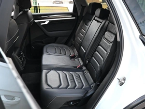 Внедорожник Volkswagen Touareg 2019 года, 3899000 рублей, Кирилловка