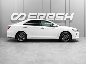 Седан Toyota Camry 2015 года, 2199000 рублей, Тюмень