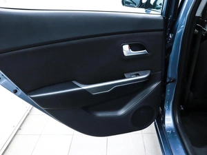 Седан Kia Rio 2012 года, 950000 рублей, Красноярск