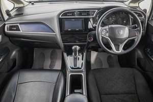 Универсал Honda Shuttle 2015 года, 1249000 рублей, Барнаул