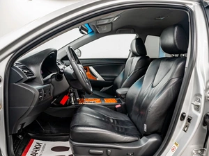 Седан Toyota Camry 2009 года, 1250000 рублей, Красноярск