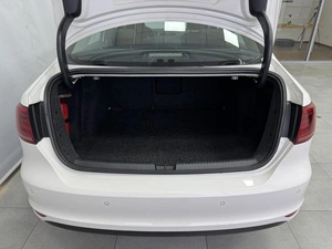 Седан Volkswagen Jetta 2014 года, 885000 рублей, Красноярск