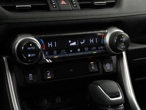 Внедорожник Toyota RAV4 2025 года, 4248055 рублей, Москва