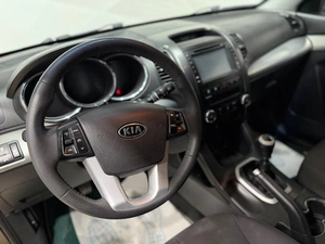 Внедорожник Kia Sorento 2010 года, 1099000 рублей, Красноярск