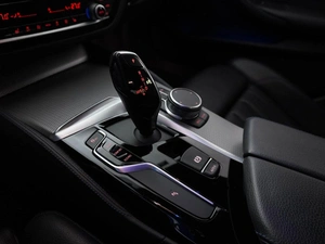 Седан BMW 5 серия 2018 года, 4399547 рублей, Москва