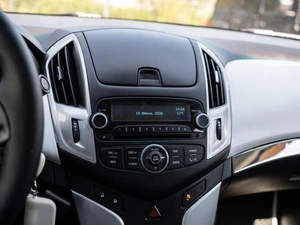 Седан Chevrolet Cruze 2014 года, 979000 рублей, Большой Сочи