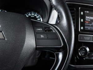 Внедорожник Mitsubishi Outlander 2018 года, 1920000 рублей, Волгоград