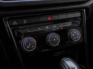 Внедорожник Volkswagen T-Roc (China) 2021 года, 2225000 рублей, Краснодар