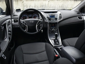 Седан Hyundai Elantra 2015 года, 1230000 рублей, Краснодар