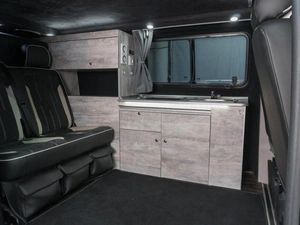 Минивэн Volkswagen Transporter 2017 года, 5670000 рублей, Сургут