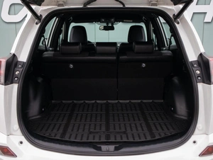 Внедорожник Toyota RAV4 2016 года, 2330000 рублей, Большой Сочи