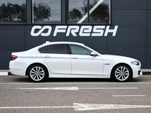 Седан BMW 5 серия 2015 года, 1999000 рублей, Кирилловка