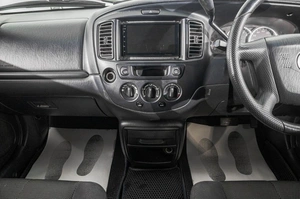 Внедорожник Mazda Tribute 2002 года, 619000 рублей, Барнаул