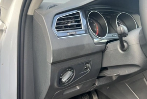 Внедорожник Volkswagen Tiguan 2017 года, 1960000 рублей, Солонцы