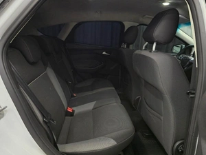 Хетчбэк Ford Focus 2011 года, 640000 рублей, Красноярск