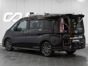 Минивэн Honda Stepwgn 2016 года, 2159000 рублей, Сургут