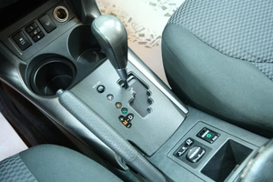Внедорожник Toyota RAV4 2012 года, 1549000 рублей, Омск
