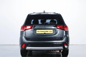 Внедорожник Mitsubishi Outlander 2018 года, 1599000 рублей, Челябинск