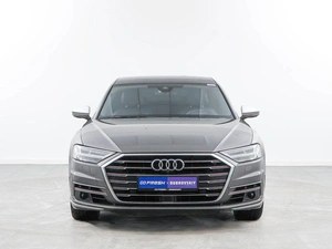 Седан Audi A8 2017 года, 5249999 рублей, Москва