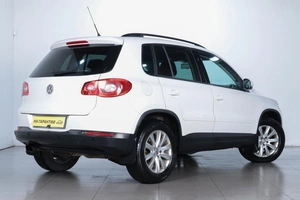 Внедорожник Volkswagen Tiguan 2009 года, 1059000 рублей, Челябинск