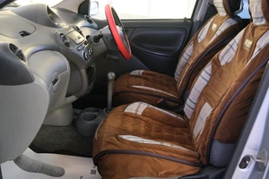 Хетчбэк Toyota Vitz 1999 года, 419000 рублей, Омск