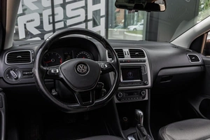 Седан Volkswagen Polo 2016 года, 999000 рублей, Ульяновск