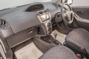 Хетчбэк Toyota Vitz 2008 года, 499000 рублей, Челябинск