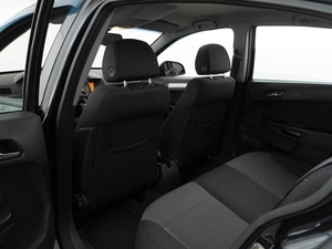 Седан Opel Astra 2013 года, 800050 рублей, Москва