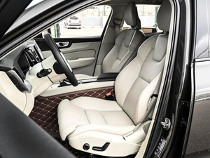 Внедорожник Volvo XC60 2018 года, 3669000 рублей, Кирилловка