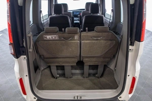 Минивэн Honda Stepwgn 2016 года, 1939000 рублей, Барнаул