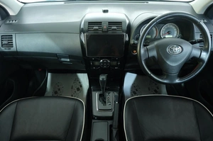 Универсал Toyota Corolla Fielder 2012 года, 1339000 рублей, Омск