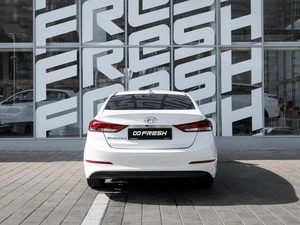 Седан Hyundai Elantra 2017 года, 1188000 рублей, Ставрополь
