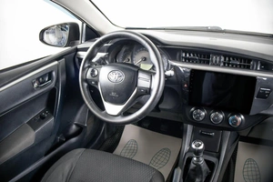 Седан Toyota Corolla 2014 года, 849000 рублей, Пермь
