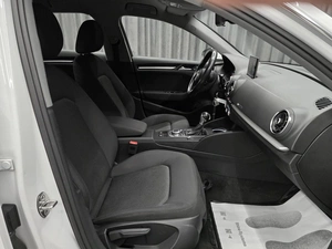 Хетчбэк Audi A3 2016 года, 1599000 рублей, Красноярск