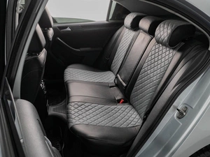 Седан Volkswagen Jetta 2012 года, 969000 рублей, Тюмень