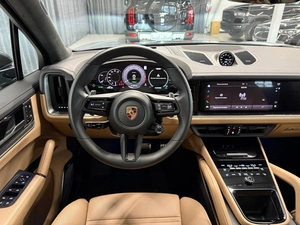 Внедорожник Porsche Cayenne Turbo 2024 года, 29000000 рублей, Павловская Слобода